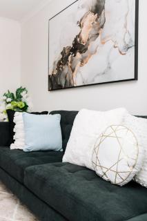 Little Luxe Retreat - Findon - 3