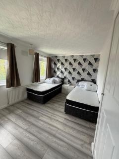 Braemar House - 3 Bedroom, Sleeps 5 - Stockton-on-Tees - 5