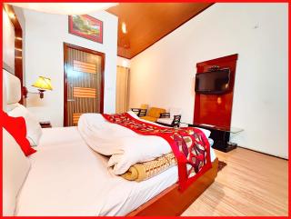 HOTEL THE MOON! - Near Mall Road - Luxuary Hotel In Nainital - Nainital - 4