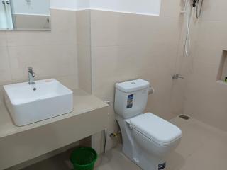 Shady transit hotel - Katunayaka - 8