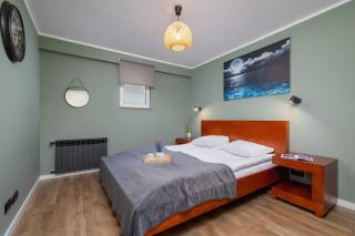 Spacious 2-Bedroom Apartment in the Center of Krakow's Kazimierz district by Noclegi Renters - Krakow - 9