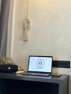 Hostique Chic Studio Apartment in Saket Indore - Indore - 5
