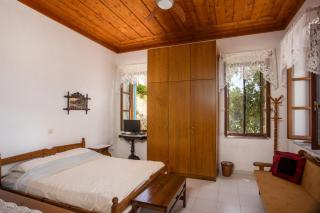 Isminis Villa - Calchi (Halki) - 1
