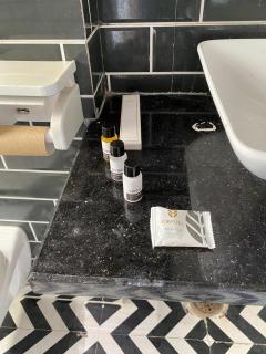 Raahgir Suites - Noida - 5