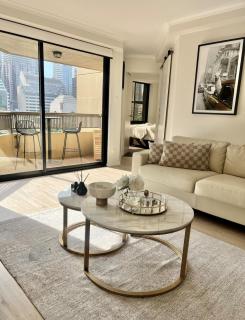 Elegant Hyde Park View Retreat With Gym & Rooftop Pool - Sydney - 9
