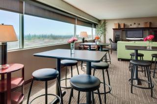 Sheraton Ontario Airport Hotel - Ontario - 3
