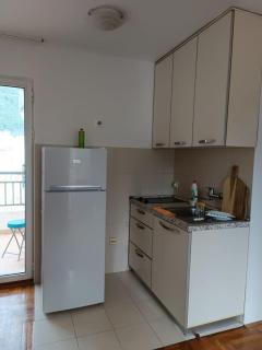 A bedroom apartment for four people - Kravlja - 1