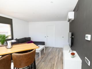 Pet-Friendly Duplex with Terrace - Malgrat de Mar - 3