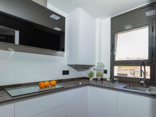 Pet-Friendly Duplex with Terrace - Malgrat de Mar - 8