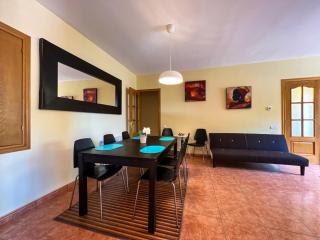 Chic Coastal Villa with Tranquil Pool - Tordera - 7