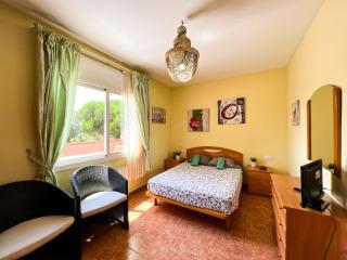 Chic Coastal Villa with Tranquil Pool - Tordera - 6