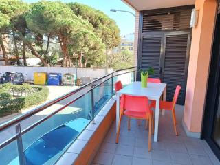 Beach Apartment Near Lloret Nightlife - Lloret de Mar - 6
