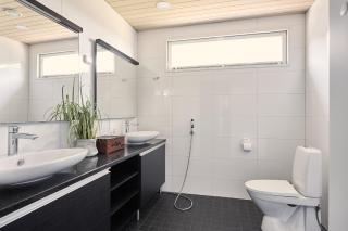 Spacious & Private 4BR Villa next to Kultaranta Resort with Panorama Views - Naantali - 6