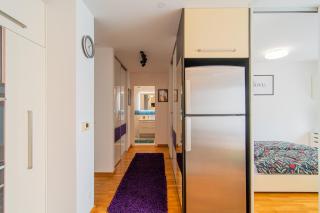 Flexible SelfCheckIns 79 - Zagreb - Garage - New - 2