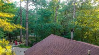 Sunset Peak Cabin | Peaceful Woodland Retreat - Ellijay - 8