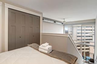 CozySuites Penrose On Mass with pool & parking #1 - 7