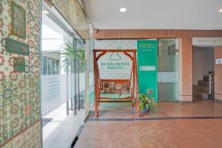 Townhouse Oak Padang near RTH Imam Bonjol formerly Bunda Hotel - 6