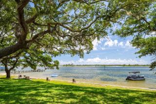 Calm Waterside Condo - Views, Pool & Family Fun - Mary Esther - 0