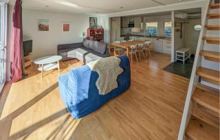 Gorgeous Home In Hovås With Wifi - Hovås - 2