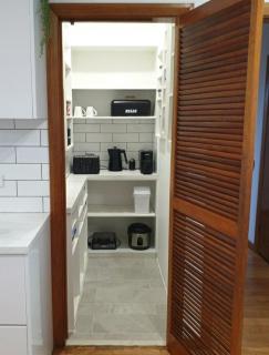 Sleeps 10 Fully renovated Firepit and pool table - Melbourne - 6