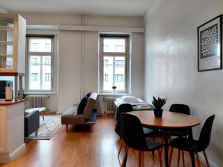 Kotimaailma Apartments - keskustakaksio - Hämeenkatu 2 - 4