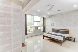 OYO 83030 Delight House - Jāmb - 3
