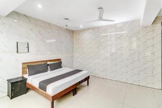 OYO 83030 Delight House - Jāmb - 9