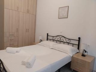 Vicky's Apartment, Aliko - - 4