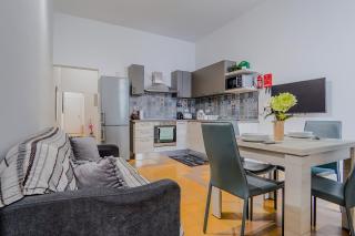 Large Studio Apartment 2 - By Solea Holiday Homes - Gżira - 8
