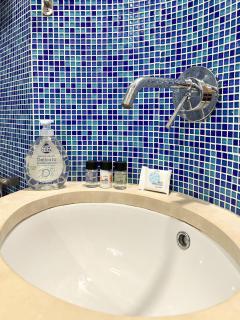 Tra i Vicoli di Sperlonga, Storia, Mare e Relax - 1