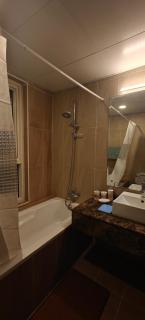 JLT 1BR Marina Skyline View - 5