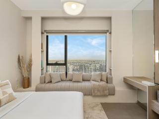 Contemporary Parkfront 2BR Dubai Hills Living - 9