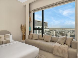 Contemporary Parkfront 2BR Dubai Hills Living - 5