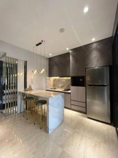 Luxurious & Intimate Apartment Podomoro Delipark - Medan - 1