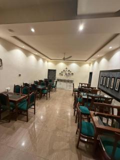 Shelton Accommodator - Peshawar - 3