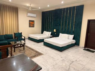 Shelton Accommodator - Peshawar - 5