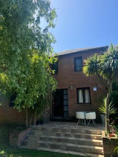 Hermosa casa en Piriapolis - Piriápolis - 0