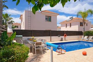 Villa Maya - 4bed with Private Heated Pool - Paralimni - 4