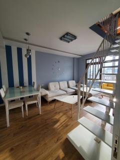 Stylish 2BR Duplex w Balcony - - 3