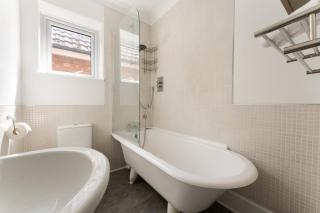 The Albert House - 4