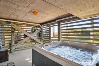 Semi-Oceanfront Hot Tub Pool and Tennis Access - 6