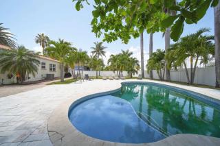 Hollywood Beach Bliss Villa Sleeps 10 - Hollywood - 2