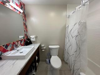 Lighthouse Suites - 2