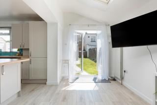 Avenue House by Grandeur Property - 3