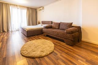Coral Studio - Mamaia - 9