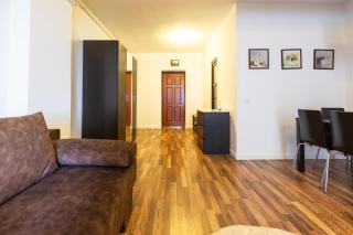 Coral Studio - Mamaia - 4