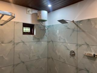 Empire Mona Villa - - 2