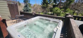 Mountain Chalet Near Snowbasin, 2BR - Huntsville - 9