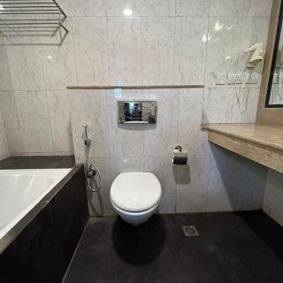 The Grand Paramont Near Delhi Airport Free Airport Drop - New Delhi - 8