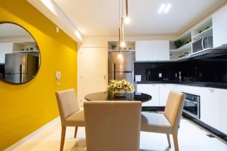 Apartamento com Varanda e Vista Mar 3min da praia - Maceió - 2
